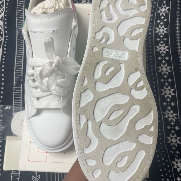 Alexander McQueen Sneakers - Picture 6 of 11